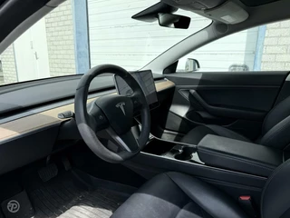 Tesla Model 3 Tesla Model 3 Standard RWD Plus 60 kWh Trekhaak 19