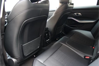BMW 3 Serie BMW 3 Serie Touring 330i Sport Executive | Sfeer | Sportstoelen - afbeelding nr 13