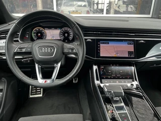 Audi Q8 Audi Q8 55 TFSI E Q S-LINE - LUCHTVERING - BLACK OPTIK - EL. TREKH. - afbeelding nr 4