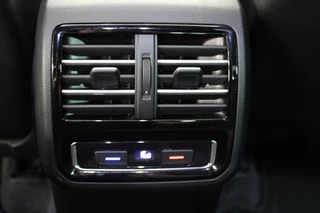 Volkswagen Passat Pano|Camera|Led|Ergo|Adaptief - afbeelding nr 22
