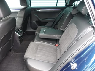 Škoda Superb Škoda Superb Combi 1.5 TSi ACT DSG7 Business Edition Plus I NL-Auto I 100% d - afbeelding nr 9