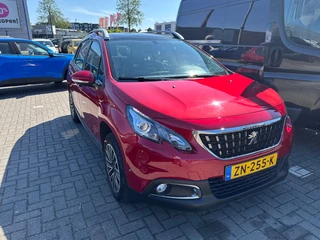 Peugeot 2008 Peugeot 2008 1.2 PT Blue Lion, Panorama Dak! Trekhaak! VERWACHT! - afbeelding nr 3