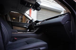 Land Rover Range Rover Velar Land Rover Range Rover Velar 2.0 P400e * Black on Black * Privacy glass 20inch * Aktieprijs - afbeelding nr 20