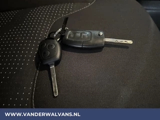 Ford Transit Courier Ford Transit Courier 1.5 TDCI L1H1 Euro6 Airco | Navigatie | Cruisecontrol | Stoelverwarming | Verwarmde Voorruit, Parkeersensoren - afbeelding nr 18