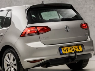 Volkswagen Golf Automaat (APPLE CARPLAY, NAVIGATIE, CLIMATE, TREKHAAK, SPORTSTOELEN, LM VELGEN, PARKEERSENSOREN, NIEUWE APK, CRUISE, NIEUWSTAAT) - afbeelding nr 11