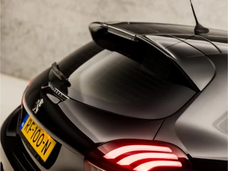 Peugeot 208 Peugeot 208 1.2 PureTech Sport (APPLE CARPLAY, NAVIGATIE, CLIMATE, GETINT GLAS, SPORTSTOELEN, CRUISE, PARKEERSENSOREN, NIEUWE APK, NIEUWSTAAT) - afbeelding nr 31