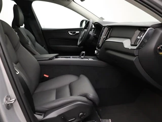 Volvo XC60 Volvo XC60 T6 PLUG-IN HYBRID LONG RANGE PLUS DARK SCHUIFDAK 360GR CAM TREKH - afbeelding nr 35