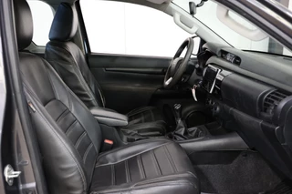 Toyota Hilux Toyota HiLux 2.4 D-4D 150PK Xtra Cab 4X4 - afbeelding nr 13