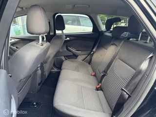 Ford Focus Ford Focus Wagon 1.0 Trend / Automaat / Keyless / Navigatie / etc - afbeelding nr 22