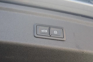 Audi A3 Audi A3 Sportback 45 TFSI e S ed. Comp. PANO | ACC| S-line | Park Ass. | Dode hoek | Stoel VW - afbeelding nr 15