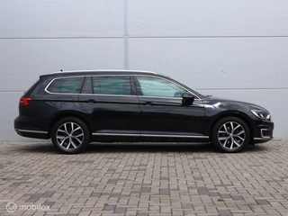 Volkswagen Passat Volkswagen Passat 1.4 TSI GTE Pano LED Trekhaak CarPlay - afbeelding nr 9