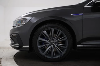 Volkswagen Passat Navigatie, Apple carplay, Climate, - afbeelding nr 8