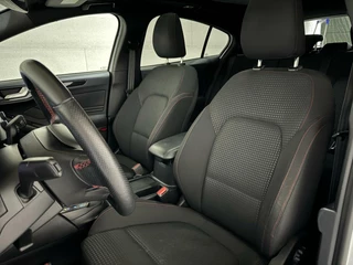 Ford Focus Ford Focus 1.5 EcoBoost ST Line Pano ACC CarPlay Winterpack - afbeelding nr 17