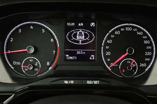 Volkswagen Polo Volkswagen Polo 1.0 TSI Comfortline (PARKEERSENSOREN, CRUISE ADAPTIEF, NAVIGATIE, CARPLAY, NL-AUTO, GOED ONDERHOUDEN) - afbeelding nr 15