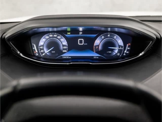 Peugeot 5008 Automaat (APPLE CARPLAY, DIGITAL COCKPIT, LEDER, 360 CAMERA, GETINT GLAS, SPORTSTOELEN, KEYLESS, CRUISE, NIEUWSTAAT) - afbeelding nr 24