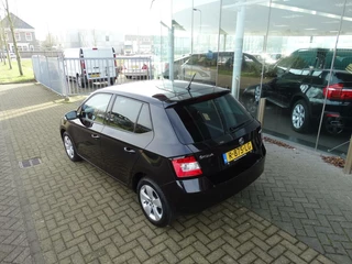 Škoda Fabia Skoda Fabia 1.2 TSI Ambition Airco / cruise / PDC - afbeelding nr 4