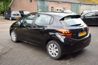 Peugeot 208 Peugeot 208 1.2 PURETECH CARPLAY/CRUISE/AIRCO - afbeelding nr 7
