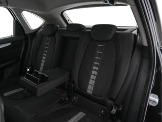 BMW 2 Serie Aut. *HEAD-UP | FULL-LED | NAVI-FULLMAP | HEATED-SPORT-SEATS  | ECC | PDC | CRUISE | 17''ALU* - afbeelding nr 24