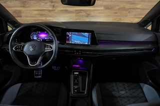 Volkswagen Golf Volkswagen Golf 1.5 eTSI R-Line|Pano|H&K audio|HUD|Camera| - afbeelding nr 3