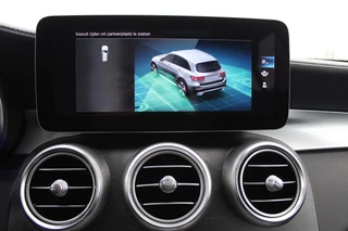 Mercedes-Benz GLC Mercedes GLC-klasse 200 AMG/Panodak/Sfeerverl/Digitaal display - afbeelding nr 29