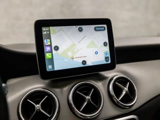Mercedes-Benz CLA Mercedes-Benz CLA 180 AMG Sport Automaat (SCHUIFDAK, APPLE CARPLAY, GROOT NAVI, LEDER/ALCANTARA, STOELVERWARMING, SPORTSTOELEN, CRUISE, KEYLESS START, NIEUWSTAAT) - afbeelding nr 27