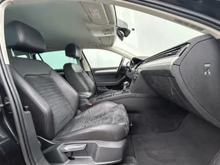 Volkswagen Passat Volkswagen Passat Variant 1.4 TSI GTE Highline - afbeelding nr 26