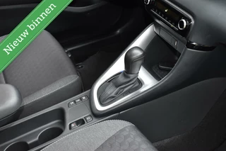 Toyota Yaris Toyota Yaris 1.5 Hybrid Business NAVI/KEYLESS/CAMERA/ETC.! - afbeelding nr 26