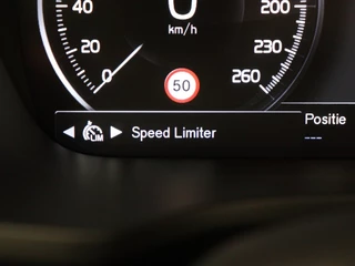 Volvo V60 Volvo V60 T6 PLUG-IN HYBRID R-DESIGN SCHUIFDAK 360GR CAM HARMAN KARDON ACC - afbeelding nr 19