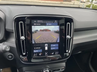 Volvo XC40 Navigatie Trekhaak 2000 kg Panoramadak ACC Leder Elek stoelen Pilot Assist Standkachel 360 Camera Apple Carplay NL Auto - afbeelding nr 16