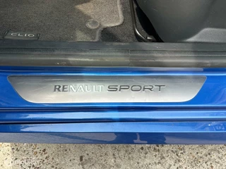 Renault Clio Renault Clio 1.2 GT RS-Line automaat, revisie motor 0 Km - afbeelding nr 4