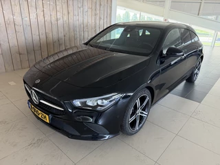 Mercedes-Benz CLA Shooting Brake 180 Luxury Line