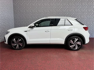 Volkswagen T-Roc Volkswagen T-Roc 1.5 TSI 150PK R-LINE EVO IQ LIGHT ALCANTARA ELEK.KLEP CARPLAY STOEL/STUUR VERW. 18