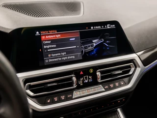 BMW 3 Serie BMW 3 Serie 330i High Executive M Sport 259Pk Automaat (SCHUIFDAK, M PAKKET, HEAD-UP DISPLAY, LASER KOPLAMPEN, CARBON INLEG, HARMAN/KARDON, LEDER/ALCANTARA, APPLE CARPLAY, STUUR/STOELVERWARMING, NIEUWSTAAT) - afbeelding nr 31