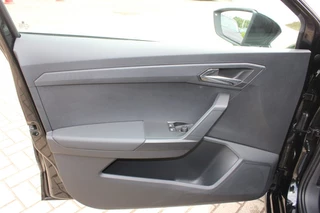 SEAT Ibiza SEAT Ibiza 1.0 TSI Business Intense Navi Cruise Apple Car Play LM 16 Sport - afbeelding nr 26