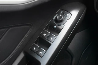 Ford Focus Ford Focus 1.0 EcoBoost Hybrid Trend Edition Business|1e Eigenaar|CAMERA|PDC|CARPLAY|NAVI|CRUISE - afbeelding nr 37