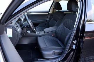 Škoda Superb Škoda Superb Combi 1.4 TSI iV Business Edition - 218 pk **Carplay / Led / Navi - afbeelding nr 8