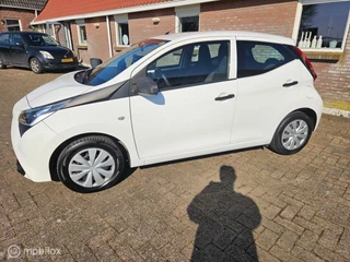 Toyota Aygo Toyota Aygo 1.0 VVT-i x-fun - afbeelding nr 3