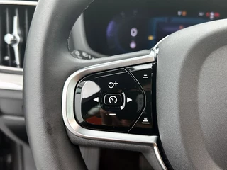 Volvo V60 Volvo V60 2.0 T6 AWD Plus Dark | 360° Camera | Panoramadak | Harman/Kardon - afbeelding nr 16