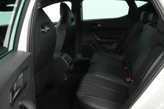 CUPRA Leon Cupra Leon 1.4 e-Hybrid VZ | Carplay | Stoel & stuurverwarming | Sfeerverlichting | Navigatie | PDC | Keyless | Full LED | Sportstoelen | PHEV - afbeelding nr 7