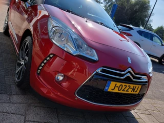 DS DS 3 1.2 PureTech 110pk Automaat So Chic | Airco | Cruise | Elek.Ramen+Spiegels | Pdc V+A | Privacy Glass | Mistlampen | 17''lm - afbeelding nr 41