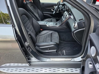 Mercedes-Benz GLC Mercedes-Benz GLC-klasse 300e 4MATIC Premium Plus / LUCHTVERING / PANORAMADAK / ALARMKLASSE 5 / TREKHAAK ELEKTRISCH / AMG-LINE ! - afbeelding nr 35