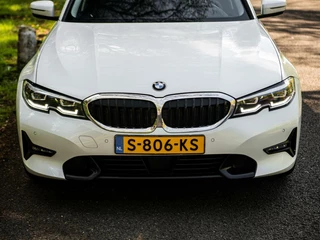 BMW 3 Serie BMW 3-serie Sedan 320d 191PK xDrive Aut Sportstoelen Virtual H/K HUD - afbeelding nr 15