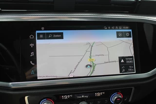 Audi Q3 Audi Q3 Sportback 45 TFSI quattro edition one / Trekhaak / Panoramadak / Camera / Leder / 20'' / Matrix LED / Navigatie / Stoelverwarming / DAB / ACC - afbeelding nr 24