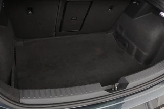SEAT Leon SEAT Leon 1.5 eTSI FR | Stoel & stuurverwarming | Trekhaak |  Carplay | Navigatie | Adaptive cruise | Sportstoelen | Full LED - afbeelding nr 10