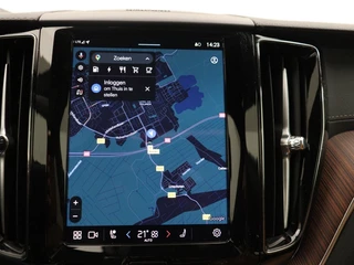 Volvo XC60 Volvo XC60 T6 PLUG-IN HYBRID LONG RANGE ULTRA DARK 22INCH SCHUIFDAK TREKHAA - afbeelding nr 14