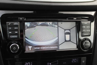 Nissan QASHQAI Nissan QASHQAI 1.2 N-Connecta / Trekhaak / Panoramadak / 360Camera / 18'' / Keyless / Navigatie / Getint glas / DAB / Cruise Control - afbeelding nr 23