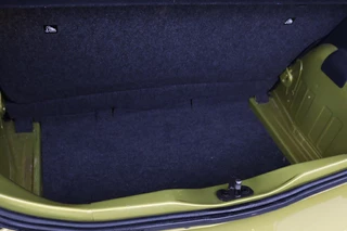 Volkswagen up! Volkswagen Up! 1.0 Take Up! | Airco | Elektrische ramen | Radio |  LED | Honey Yellow Metallic - afbeelding nr 11
