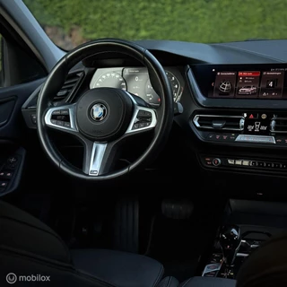 BMW 1 Serie BMW 1-serie 118i M Sport Edition - afbeelding nr 3