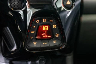 Peugeot 108 Zeer nette Peugeot 108 TOP! Open dak | Camera | Navi | Climate Control - afbeelding nr 26