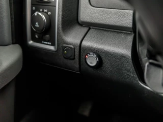 Dodge Ram 1500 402Pk Automaat (NAVIGATIE, CLIMATE, STUUR/STOELVERWARMING, CAMERA, LEDEREN SPORTSTOELEN, GETINT GLAS, TREKHAAK, CRUISE, BLUETOOTH, NIEUWSTAAT) - afbeelding nr 24
